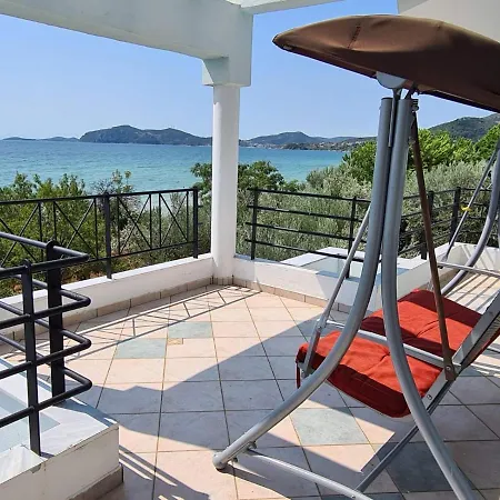 Sunny Beachfront فيلة PalaiónTsiflíkion